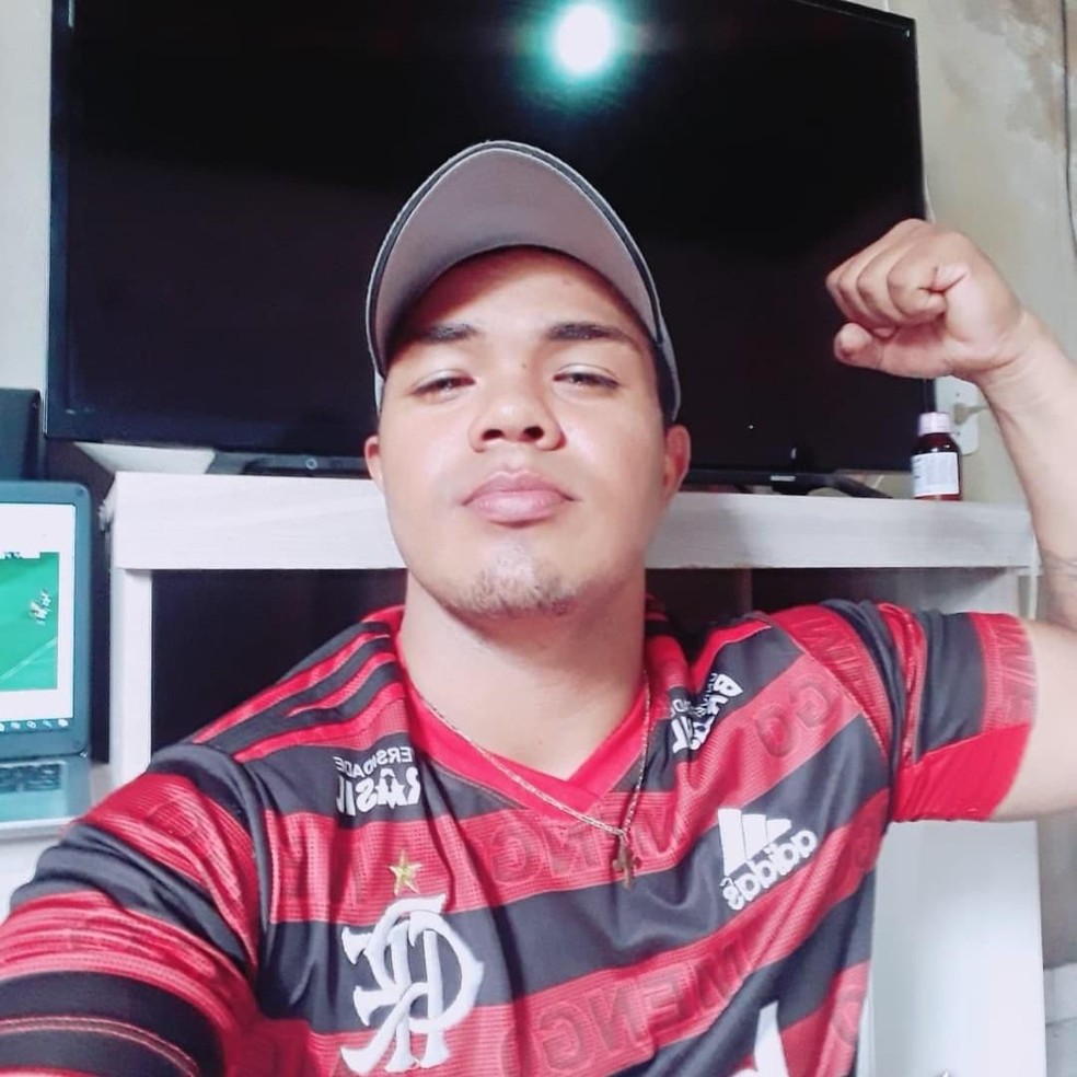 Jovem Assassinado A Tiros Pelo Amante Da Esposa Ao Flagr Los Em