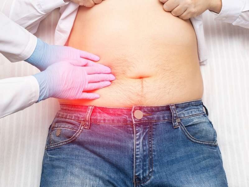 Saiba os 5 sintomas mais comuns de pedra na vesícula e que você nem desconfia