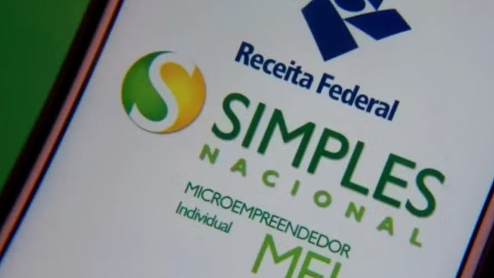 Simples Nacional: empresas terão até setembro para escolher como pagar novos tributos em 2027